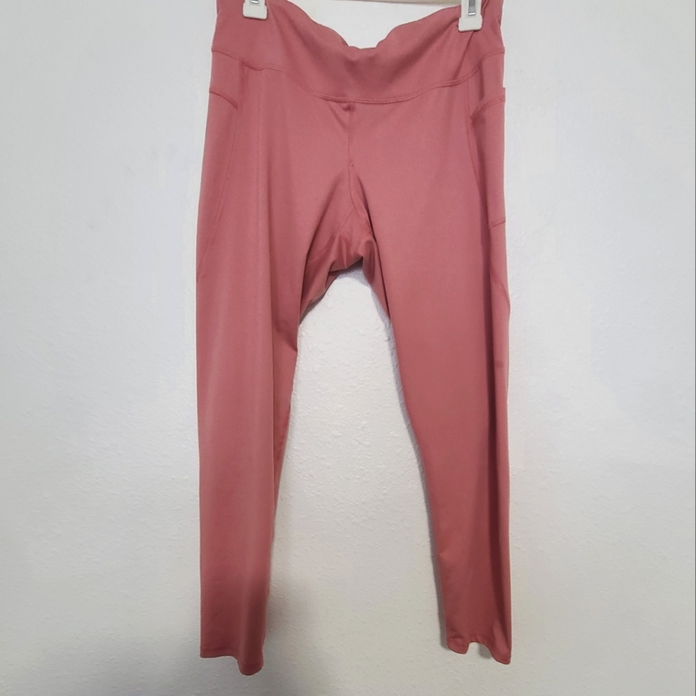 🦊free Champion workout leggings